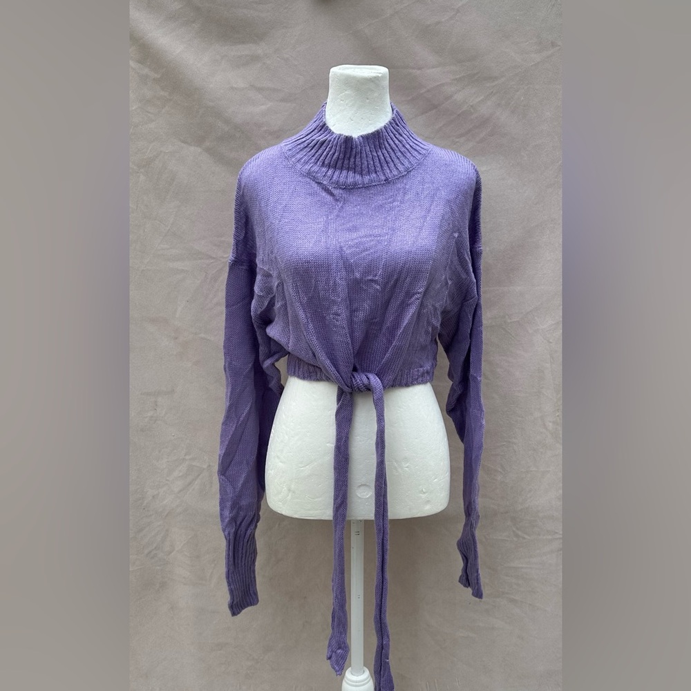 Small fashion nova cropped purple sweater